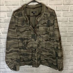 a.n.a Twill Lightweight Anorak Camo Jacket